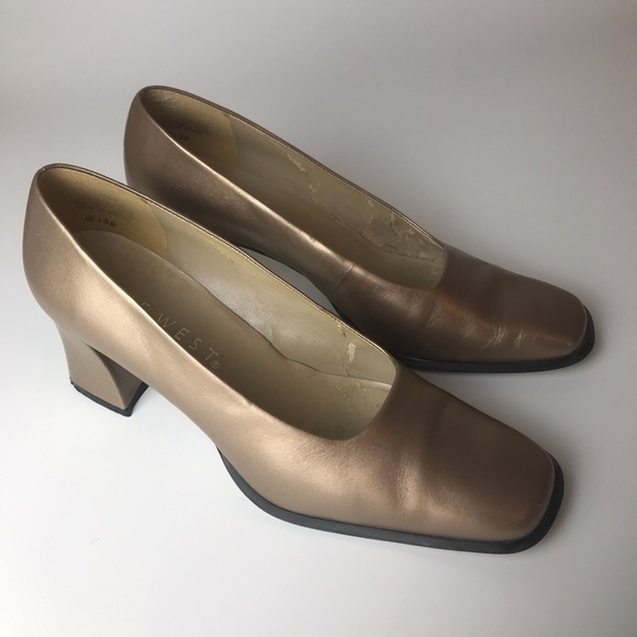 Nine West | Gold Blocked Heels - Picture 2 of 4